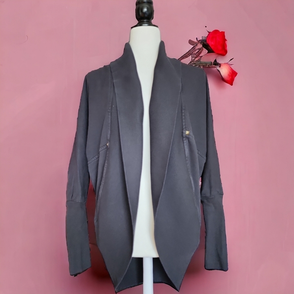 Aritzia Wilfred Diderot Black Cocoon Cardigan Sweater - Picture 9 of 12